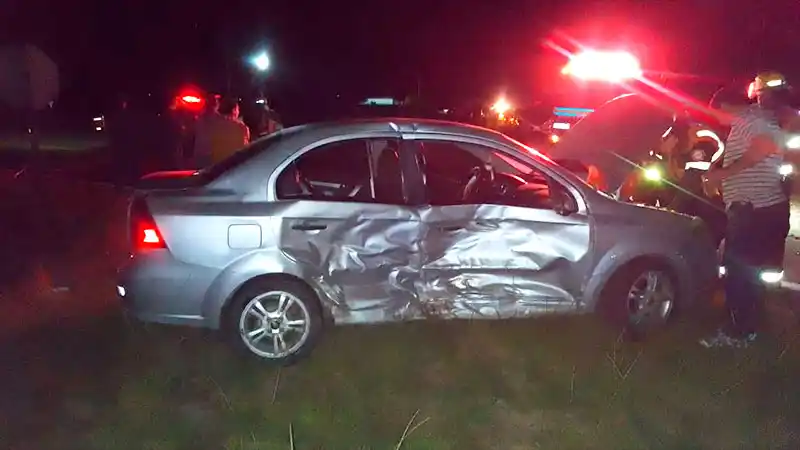 Una mujer sufrió heridas graves tras choque de vehículos en cruce de rutas 12 y 127