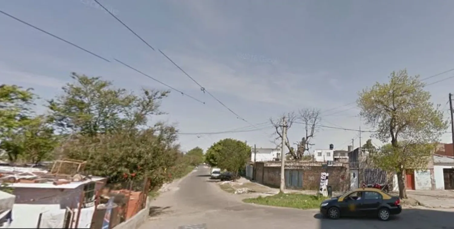 Intersección de las calles Flammarion y Lamadrid, en Rosario. Crédito: Google Street View.