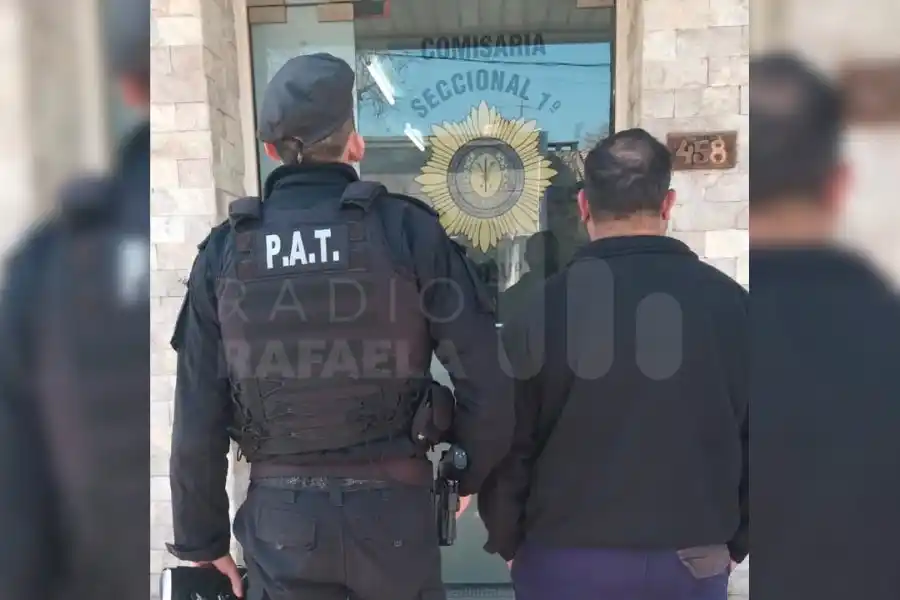 La PAT logró interceptar a un hombre con pedido de paradero