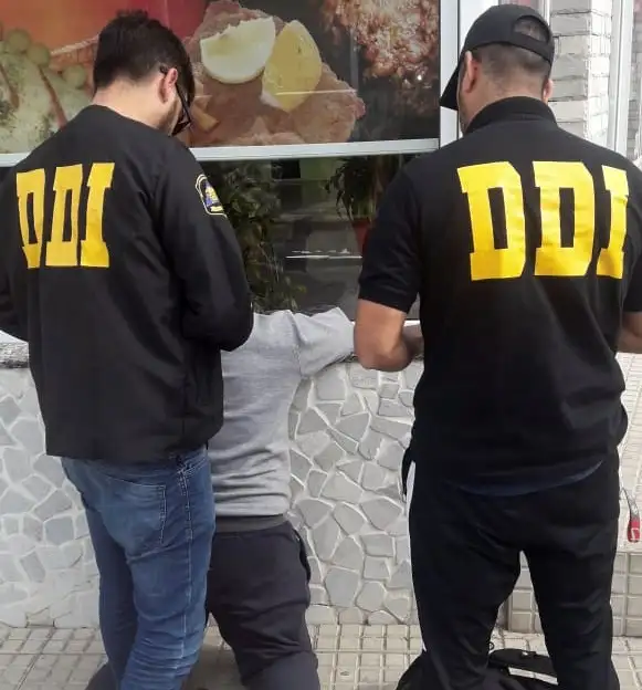 Detuvieron al custodio de la familia de la joven secuestrada