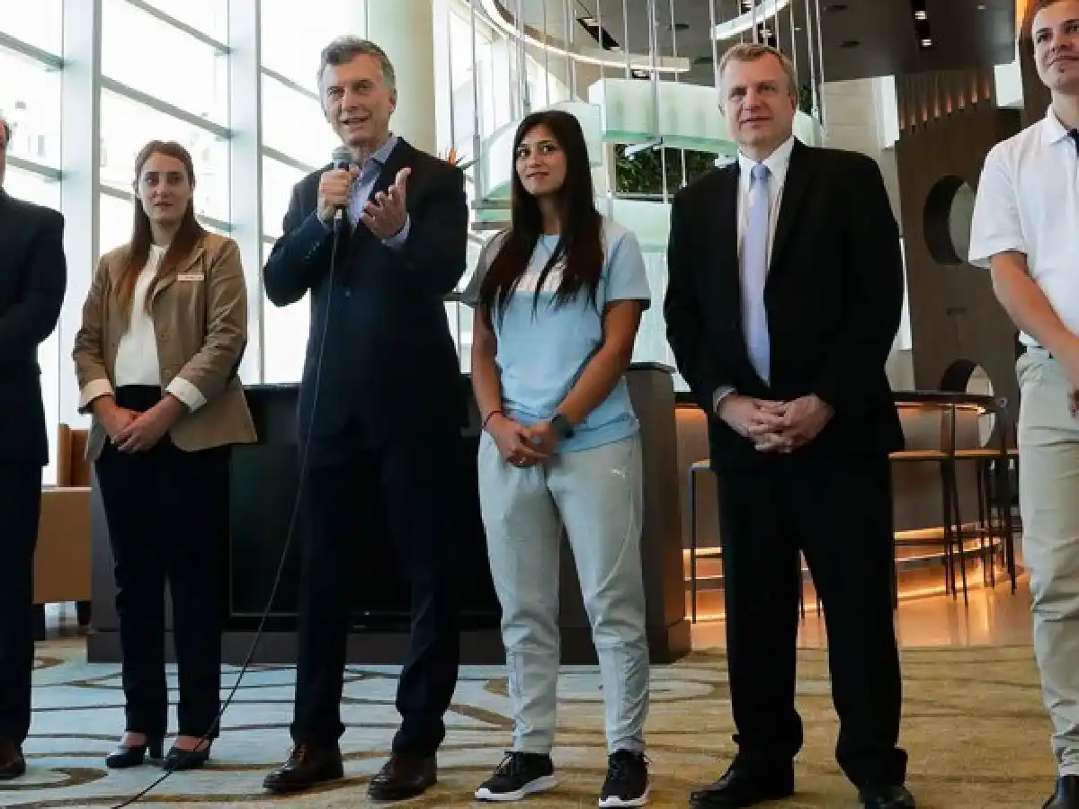 Macri: "No es justo que quienes no usan aviones paguen para que Aerolíneas funcione"