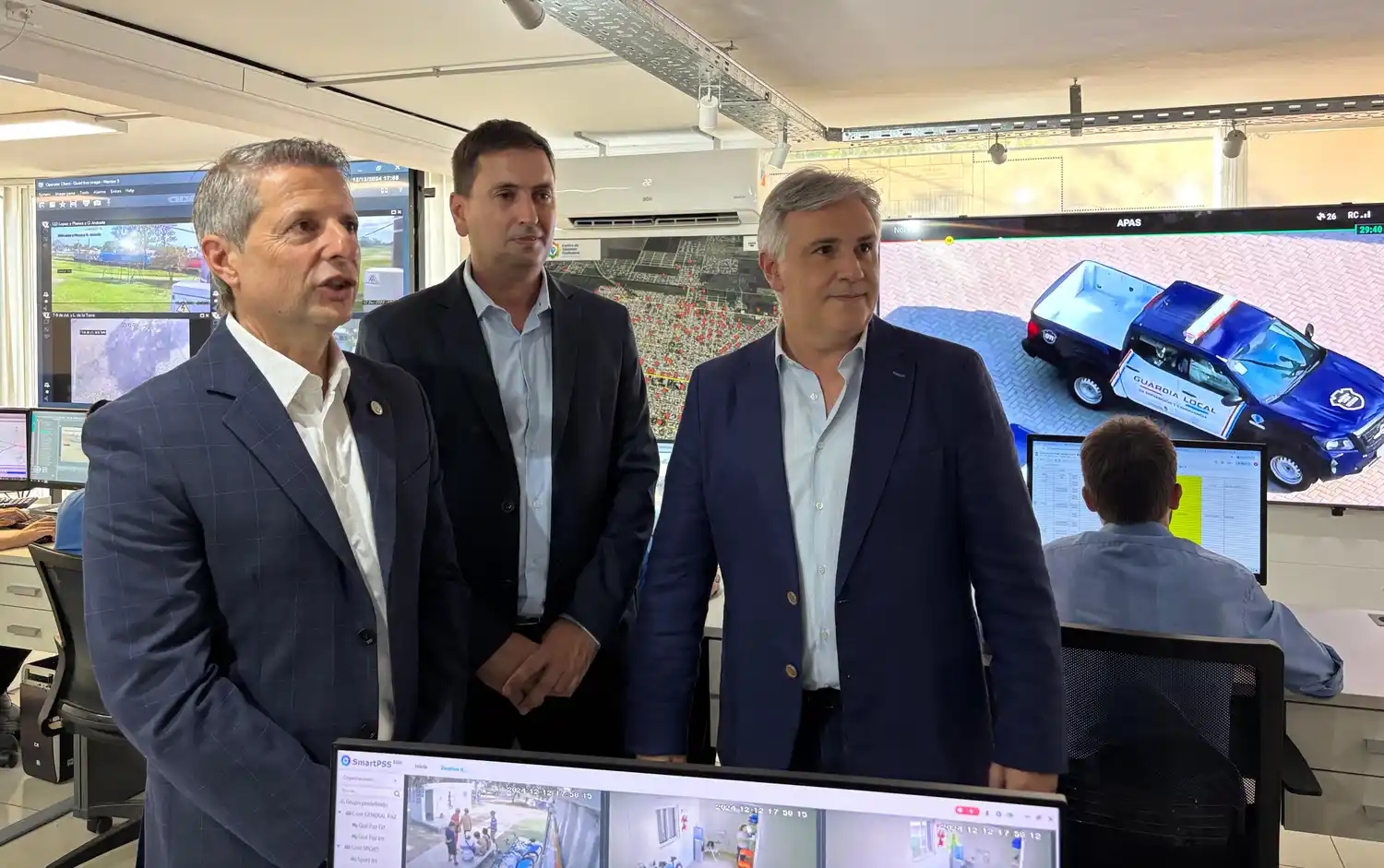 En San Francisco, Llaryora inauguró el Centro de Atención Ciudadana