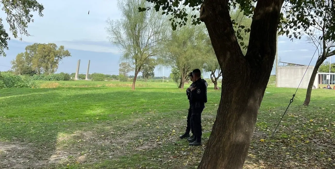 Personal policial trabajó en la zona del Museo de la Constitución. Crédito: El Litoral