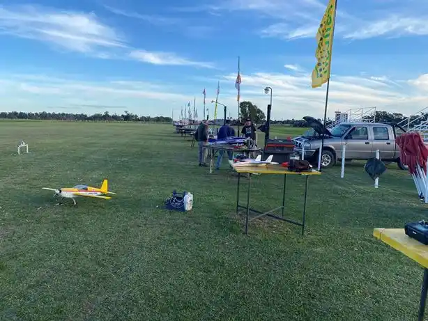 Se inicia el 6º Encuentro 
de Aeromodelismo
