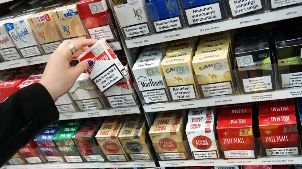 Sube el impuesto al cigarrillo y se eleva del 70 al 73 por ciento