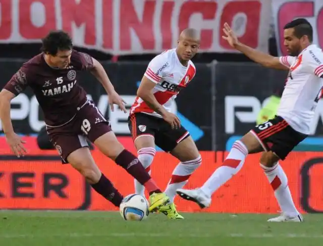 Lanús sueña con levantar la Supercopa Argentina