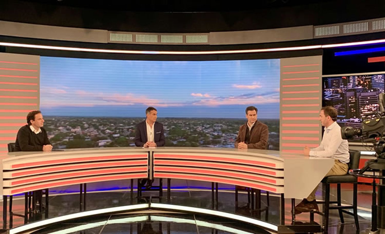 Campana:  El Intendente Abella habló en televisión y le pidió a la Provincia no retroceder de fase "para reactivar la economía"