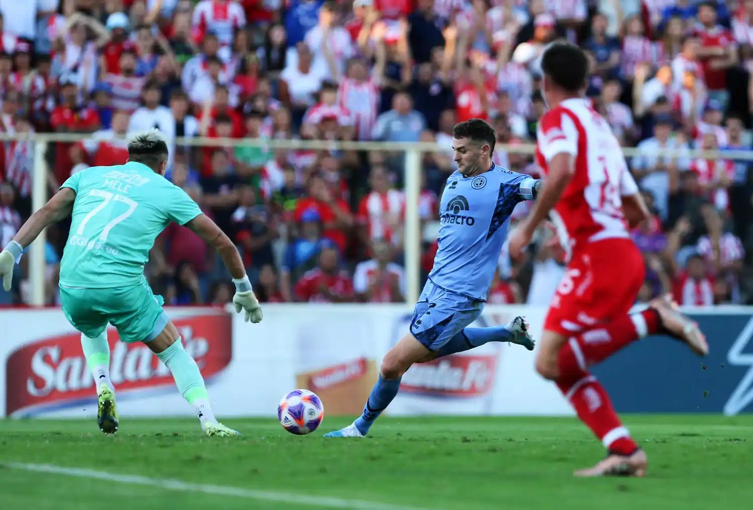 Belgrano se aprovechó de Unión y goleó en Santa Fe