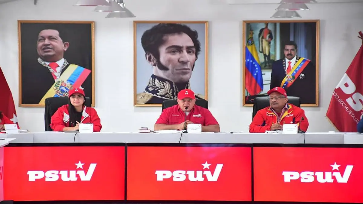 Diosdado Cabello llama a denunciar a comerciantes que usen el dólar paralelo