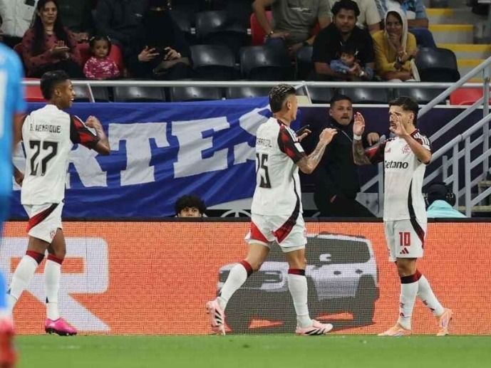Doblete de De Arrascaeta para el triunfo de Flamengo 2 a 1 ante Cruz Azul.Foto:ESPN