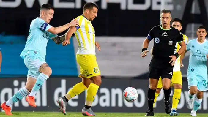 Racing venció a Rosario Central y rompió la mala racha 