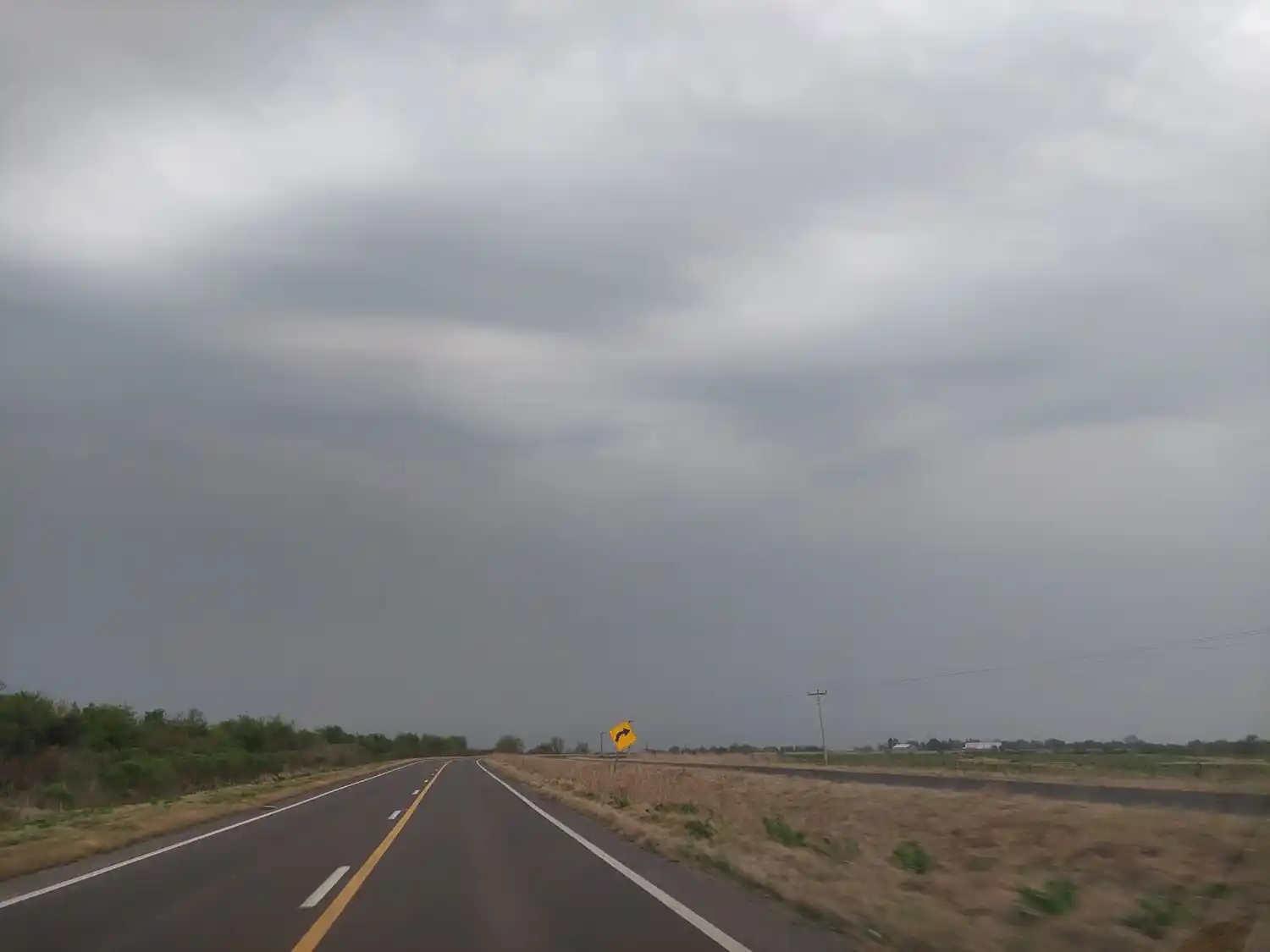 Alerta amarilla por lluvias y tormentas en varios departamentos de Entre Ríos
