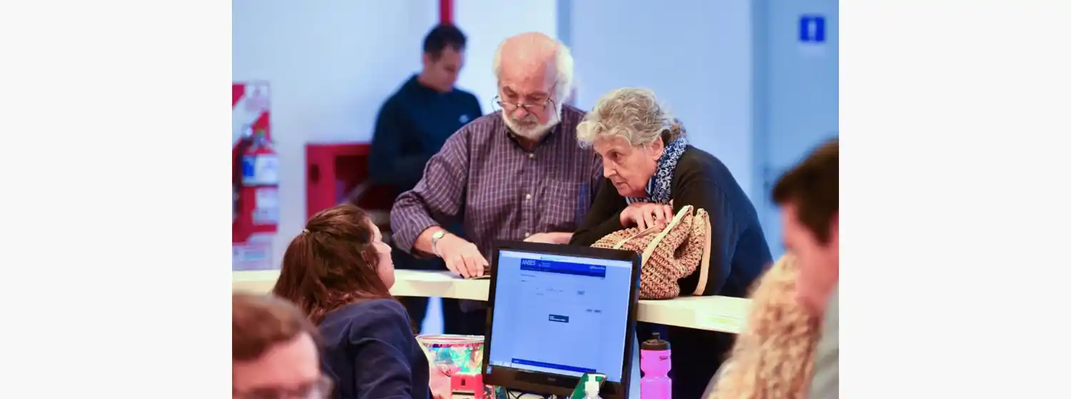 Anses: oficializan el bono de $ 10.000 para los que cobran la mínima