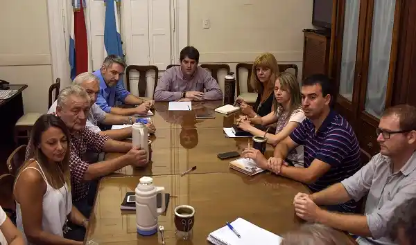 Provincia acuerda con municipios políticas para promover la producción