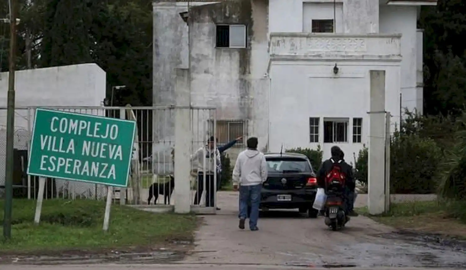 El Complejo Nueva Villa Esperanza está ubicado en la zona de Abasto.