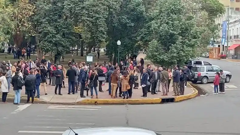 Desalojaron Tribunales por una amenaza de bomba