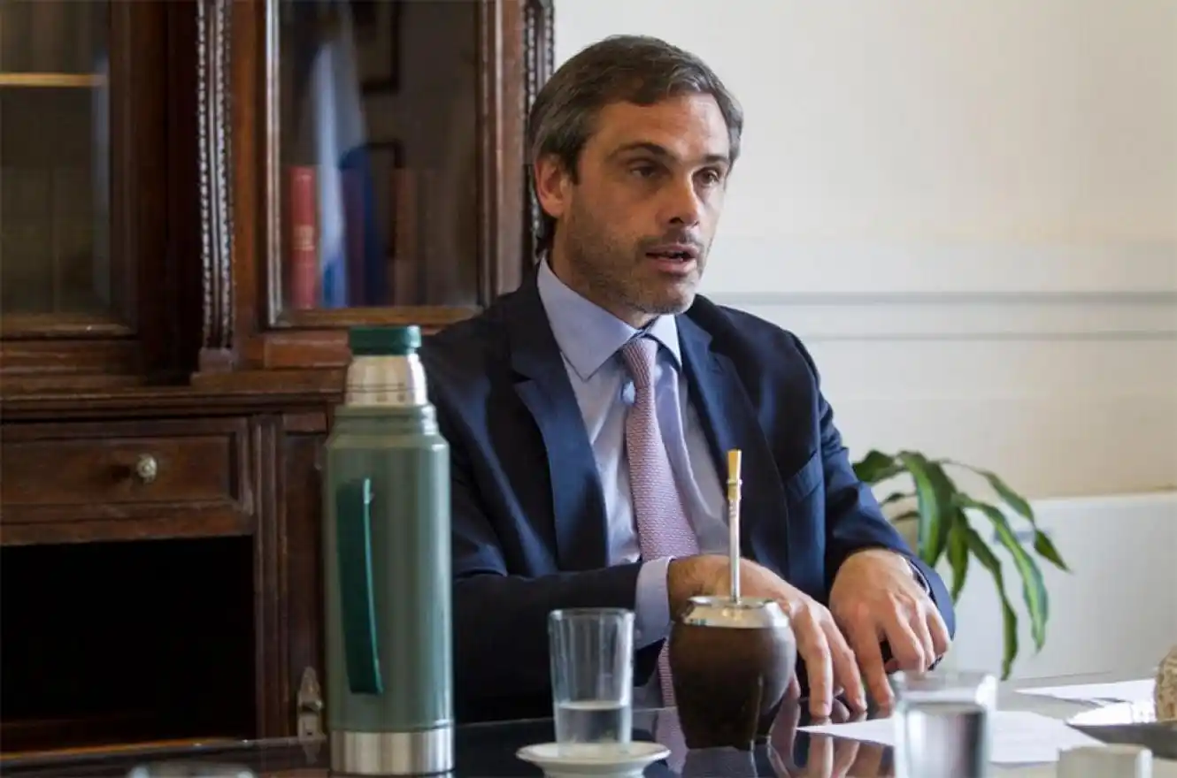 Guillermo Michel: “El préstamo del Fondo no es para los argentinos, es para el gobierno”