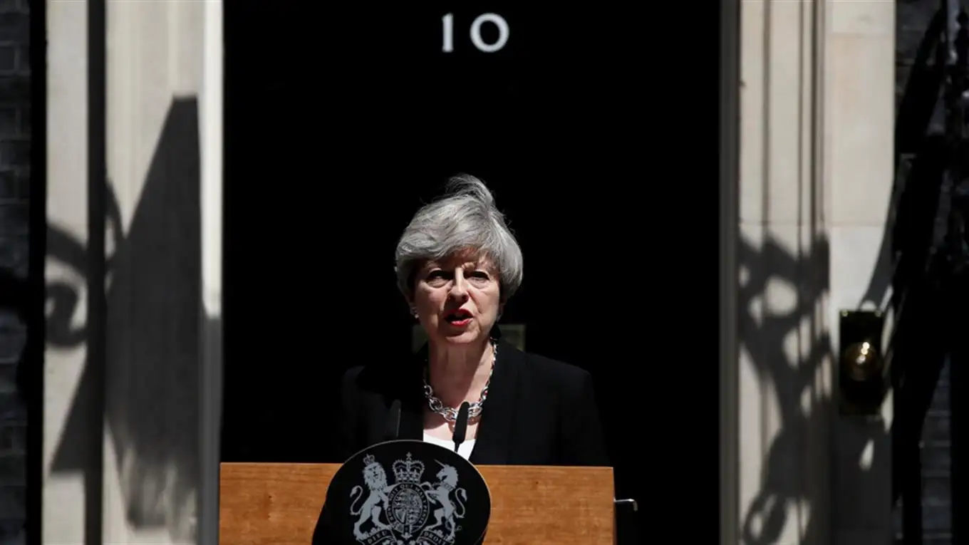 Rechazo al plan de May sobre los comunitarios
