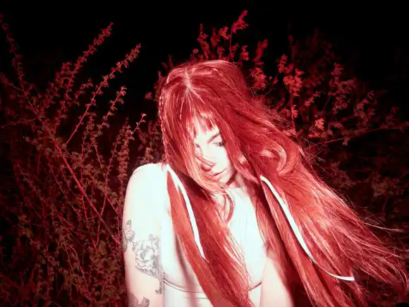 Odd Mami presenta “donde van los perros” en Club TRI