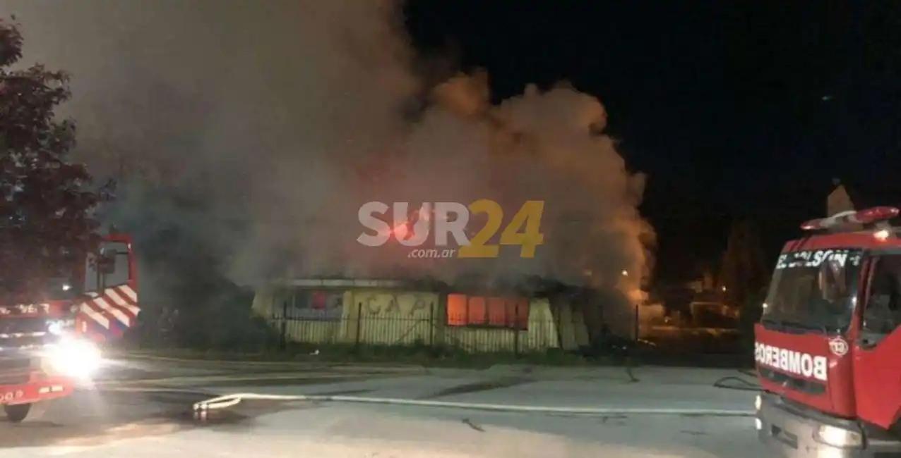 El Bolsón: incendiaron el Club Andino Piltriquitrón y dejaron amenazas a la gobernadora