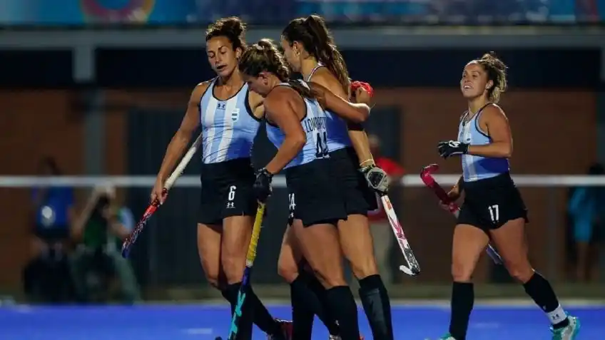 Comienzo arrasador de Las Leonas.