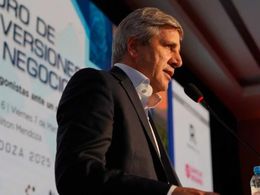 El Gobierno logró renovar deuda en pesos, pero los bancos evitaron bonos atados al dólar