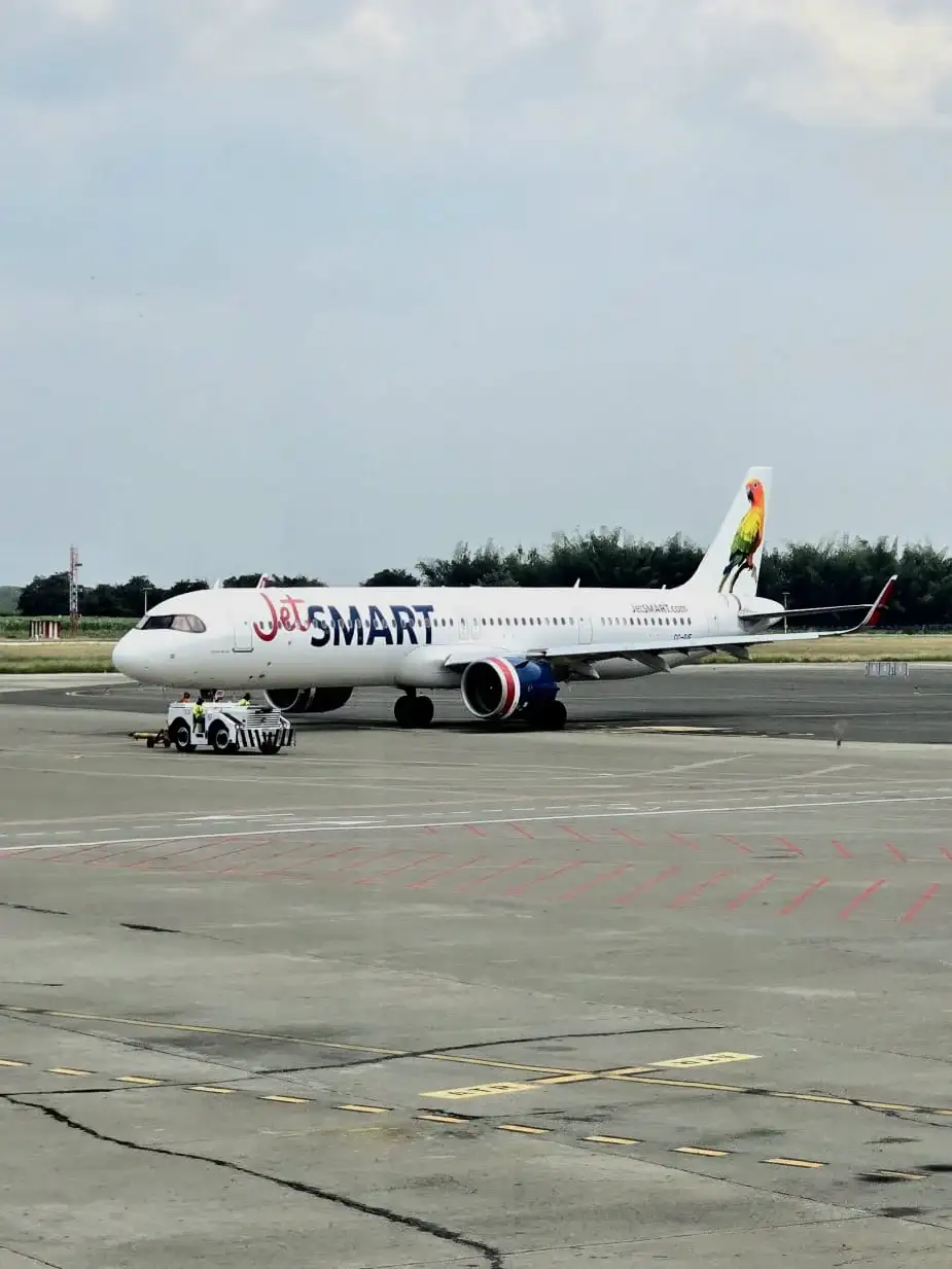 Autorizaron a una nueva línea aérea a volar entre Argentina y Colombia.