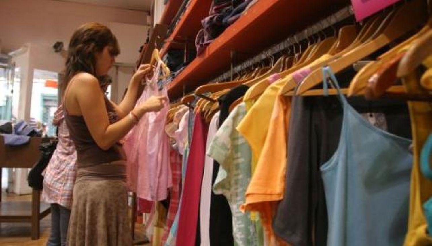 Afirman que creció 2,5% la actividad comercial bonaerense en mayo