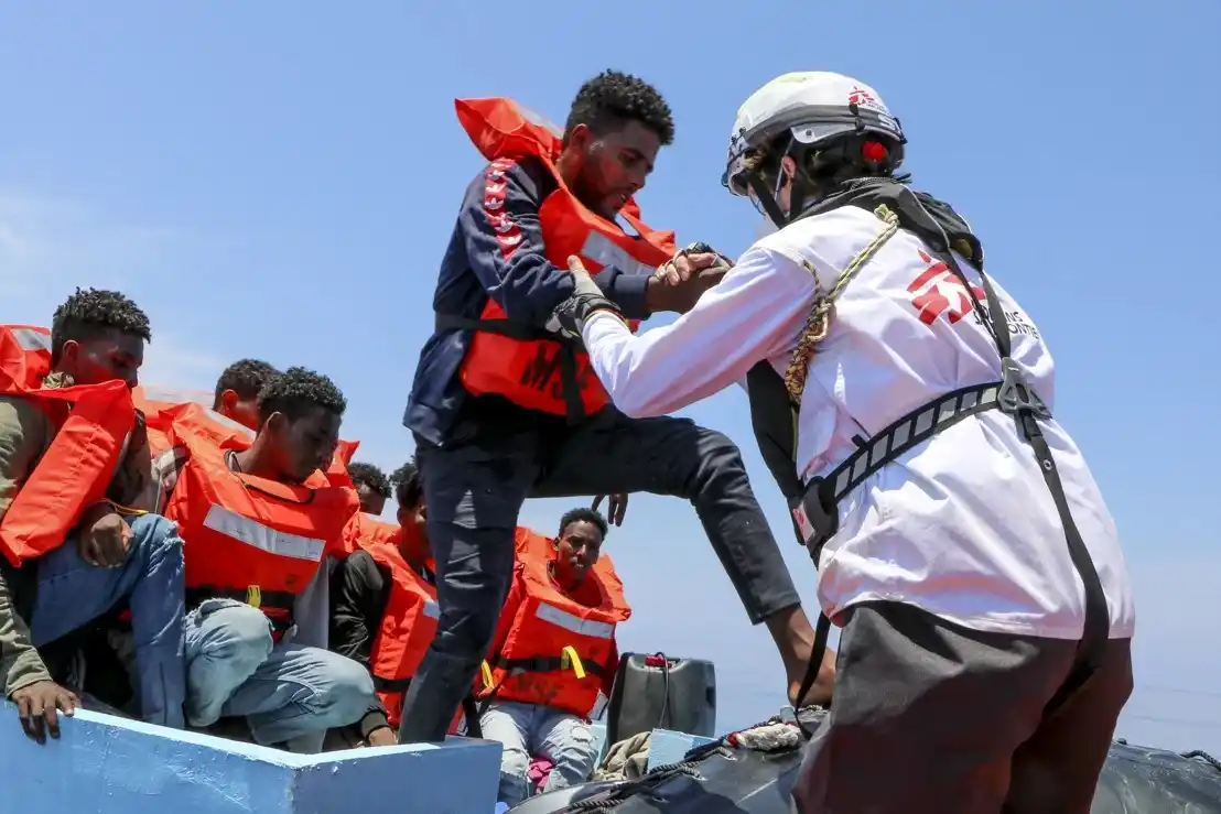 MSF dijo que su barco Geo Barents rescató a todos los 71 migrantes cerca de la costa de Malta.