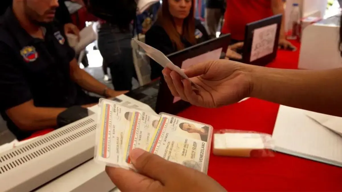 NO solicitarán carta de residencia para hacer trámites del SAIME  (+Video)
