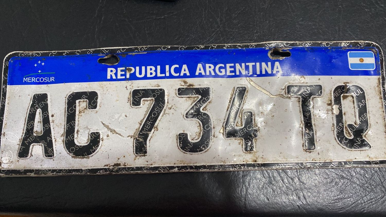 Encontraron patente AC 734 TQ