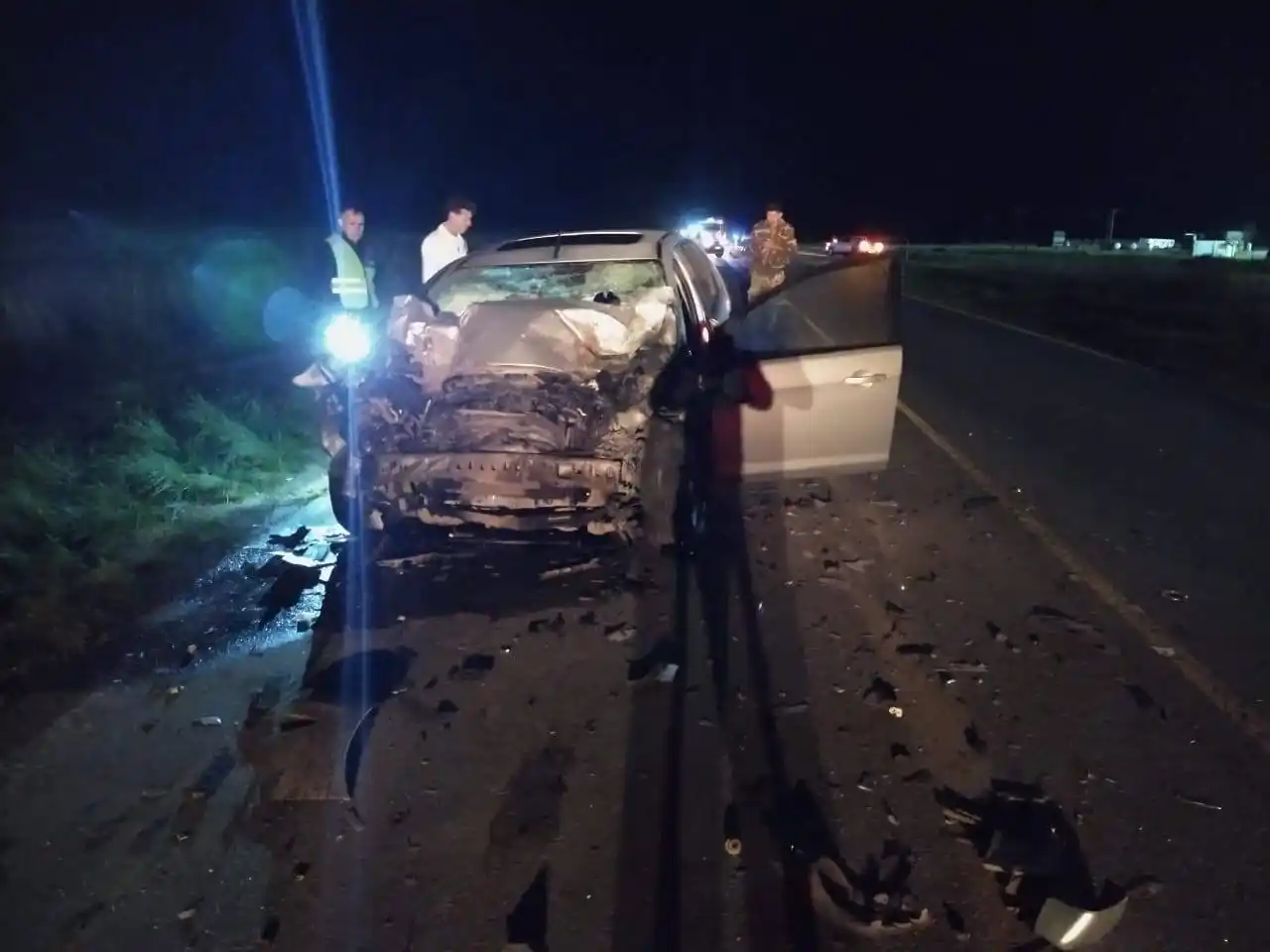 Choque fatal en ruta 227: murieron dos personas tras impactar contra un camión