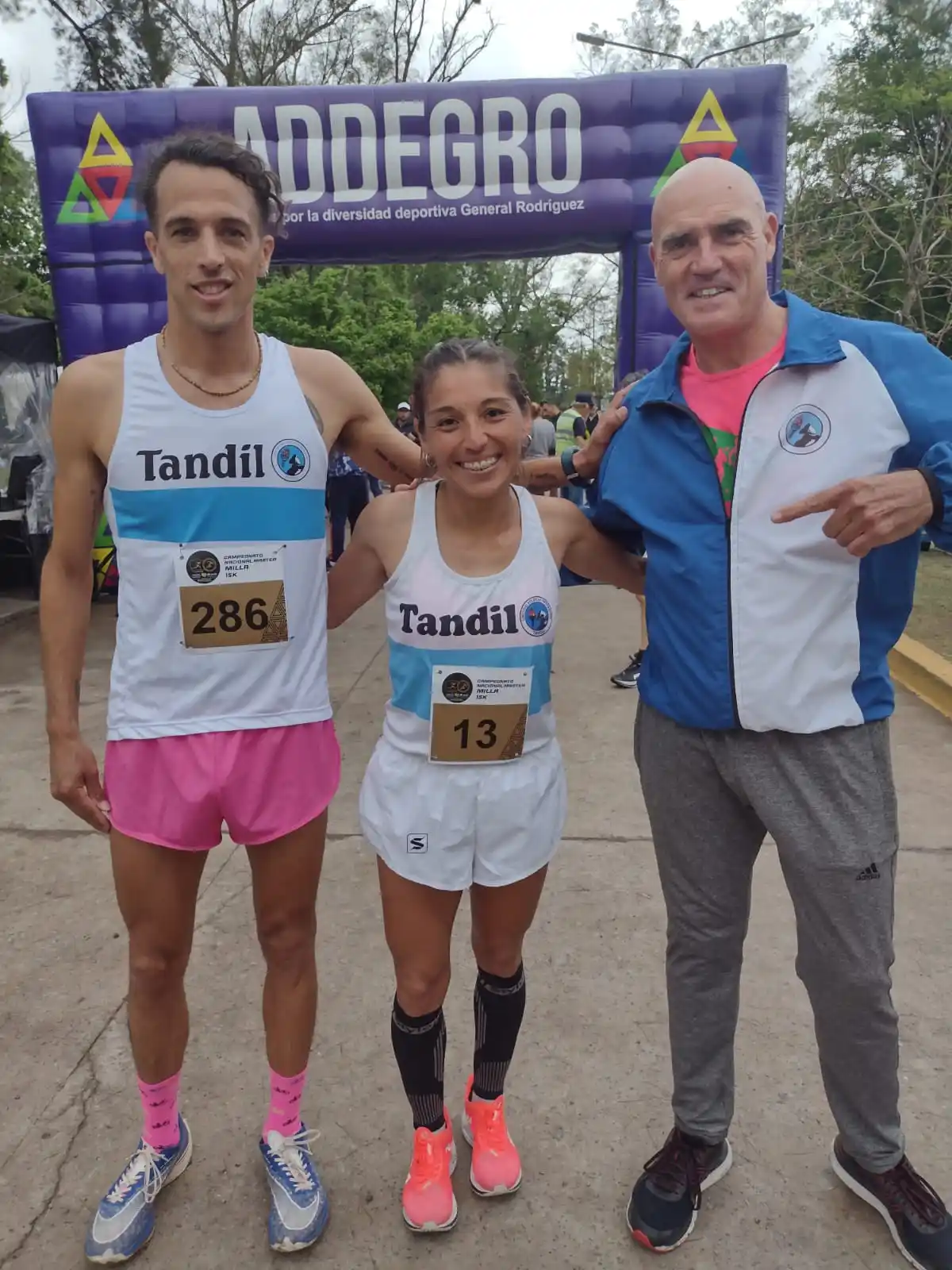 Simón Guido, Soledad Acuña y Heriberto Marderwald se subieron a lo más alto del podio.