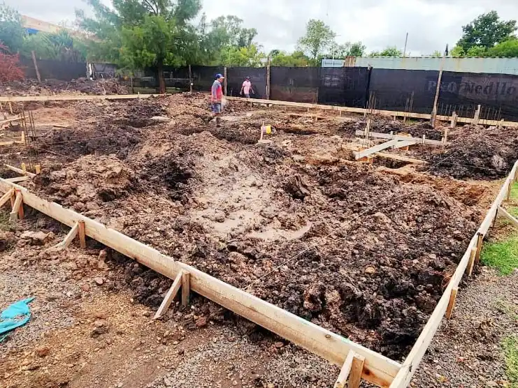 Comenzó la construcción de los Juzgados de Paz de Maciá, Gobernador Mansilla y Hernández