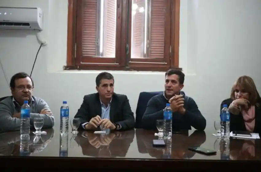 La oposición busca avanzar también en la Provincia con la Boleta Única