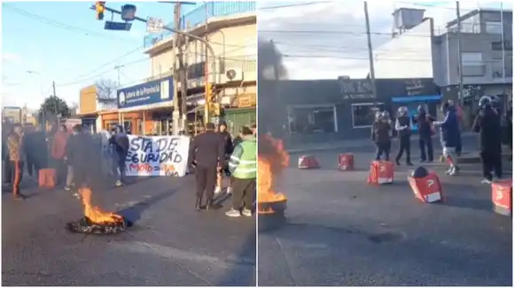 Repartidores de Pedidos Ya protestaron en José C. Paz por la inseguridad: "Estamos cansados de que nos roben"