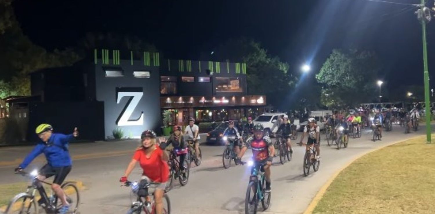 El grupo La Plata pedalea