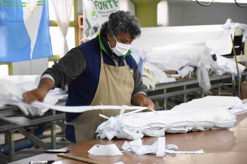 Sandoval: “En septiembre el programa alcanzó a 2.625 trabajadores y a 95 empresas”