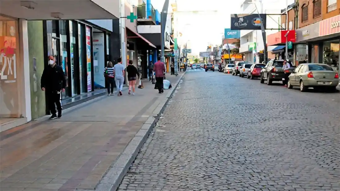 En Tandil multarán a las personas que circulen después de las 18 sin justificativo