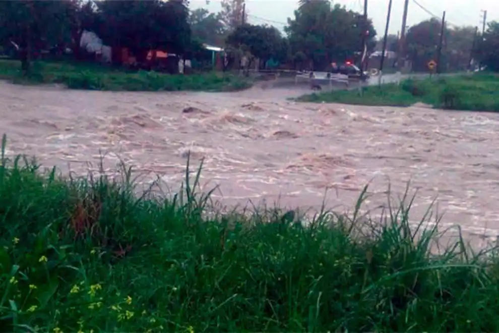 La Provincia asiste a los afectados por el temporal de intensas lluvias en La Paz