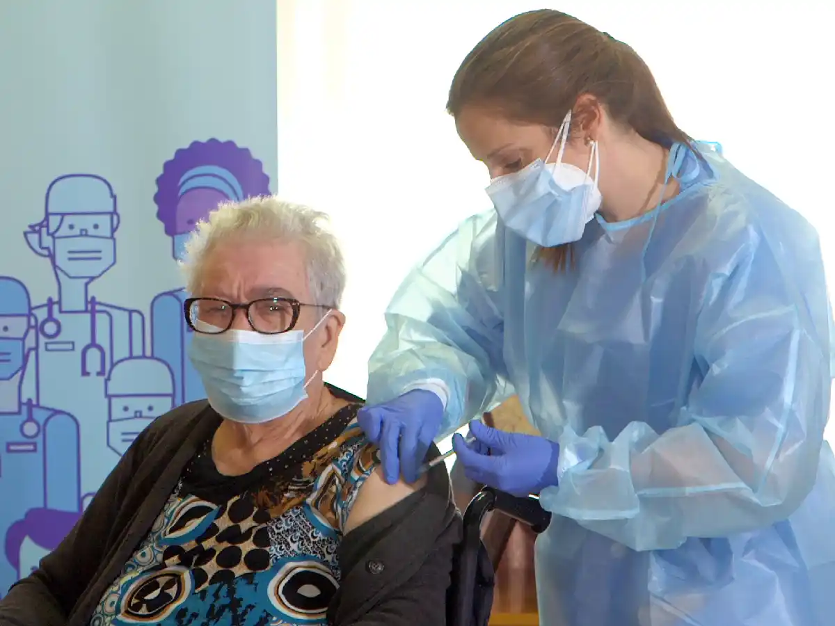  Córdoba inicia en los geriátricos vacunación contra el coronavirus: ¿cómo será en San Justo?