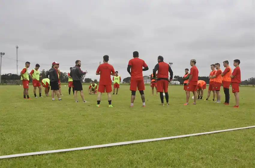 Círculo cerró la primera semana de trabajo y recibió la visita del Intendente Ianantuony