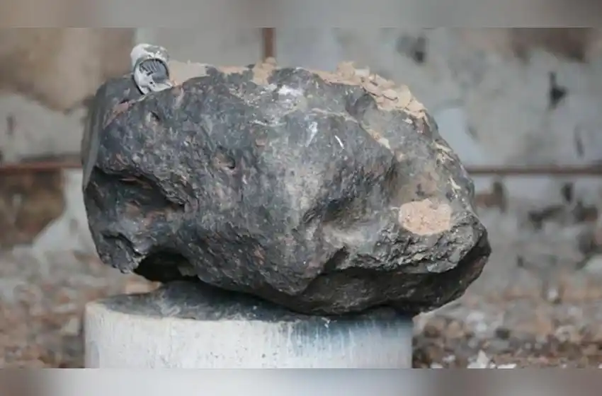 La misteriosa piedra extraterrestre que sobrevivió al incendio en el Museo Nacional de Brasil