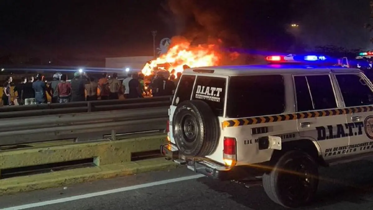 TRAGEDIA EN MARACAIBO: aparatoso choque deja saldo de 2 muertos y 5 heridos