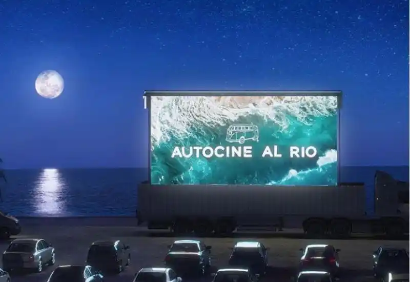 Autocine en cuarentena: San Isidro y Tandil se suman a esa modalidad de entretenimiento en pandemia