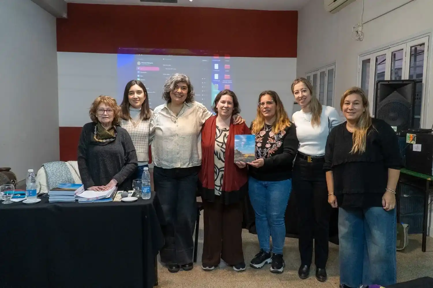La presentación fue  en el Centro Cultural "Norberto Luppi". Foto: Municipalidad de Firmat.