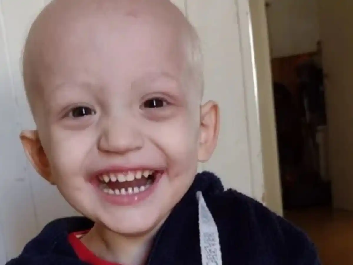 Esta noche se realiza el remate  solidario a favor de Valentino