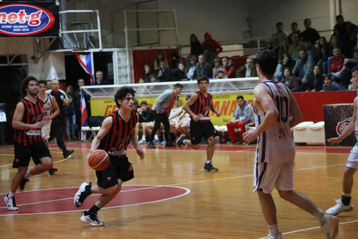 Central Entrerriano y Juventud Unida pasaron invictos en U19