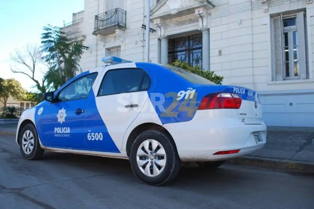 Efectivos policiales no vacunados contra el covid pierden hasta $ 17.000 mensuales