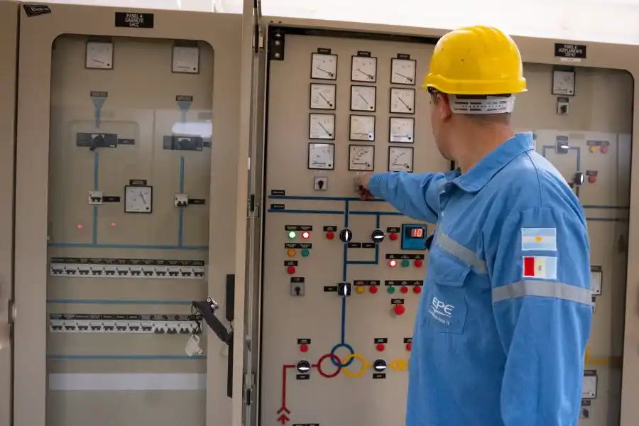 Ola de calor: la EPE monitorea el sistema provincial que demandó en la tarde más de 2.550 MW